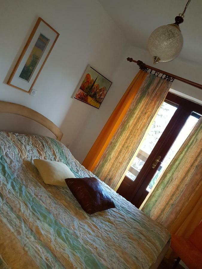 Slavi Apartment