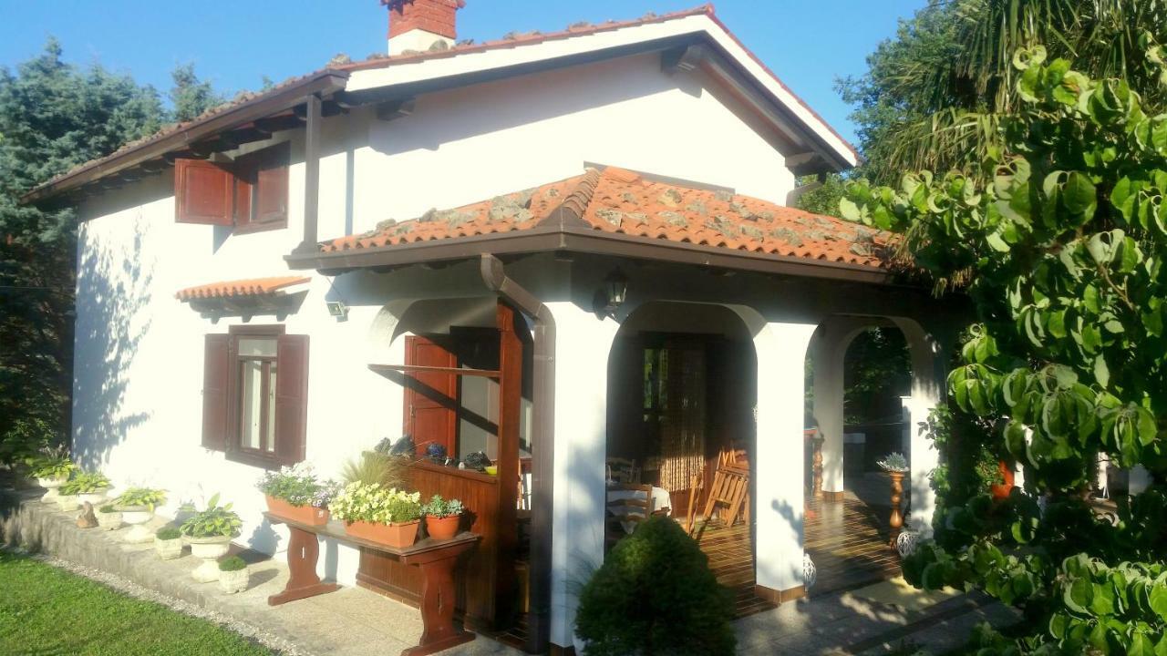 Apartment Slavi *