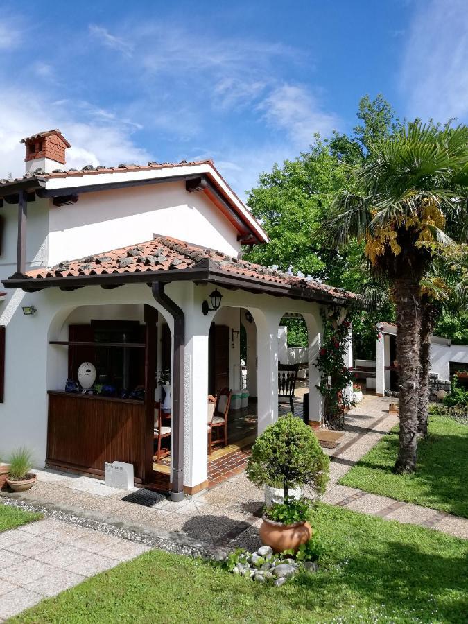 Apartment Slavi *